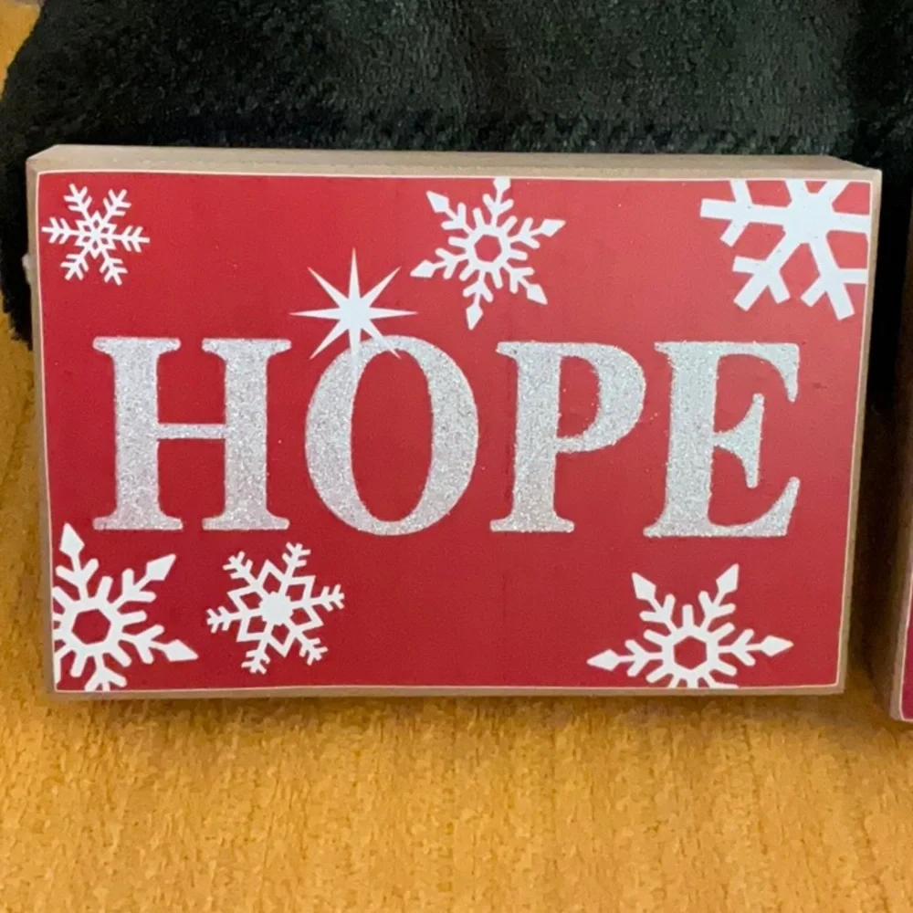 Holiday 'Hope' and 'Peace' Red Wooden Block Signs - Set of 2